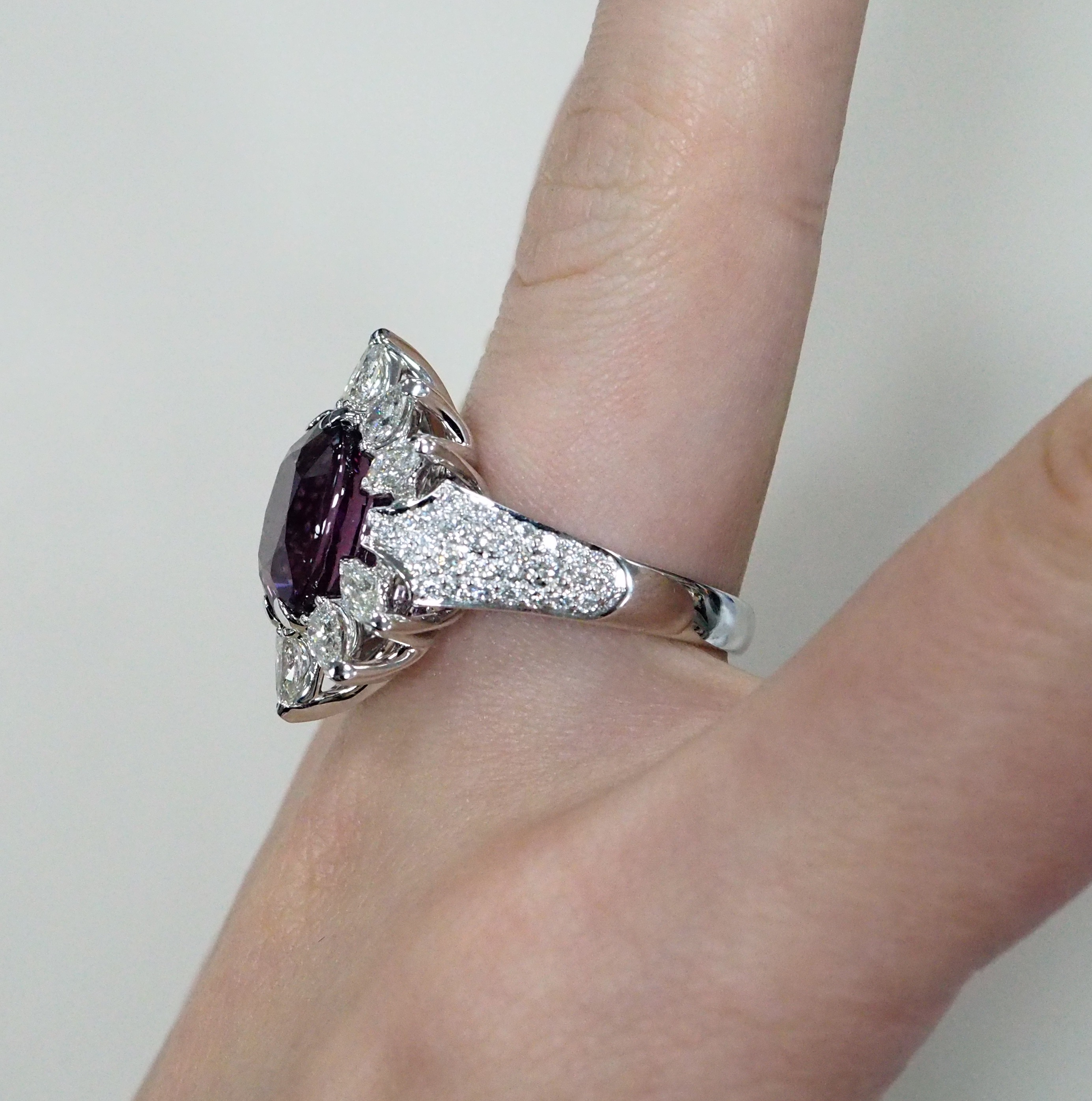 10312-000519 Кольцо (Au 750)